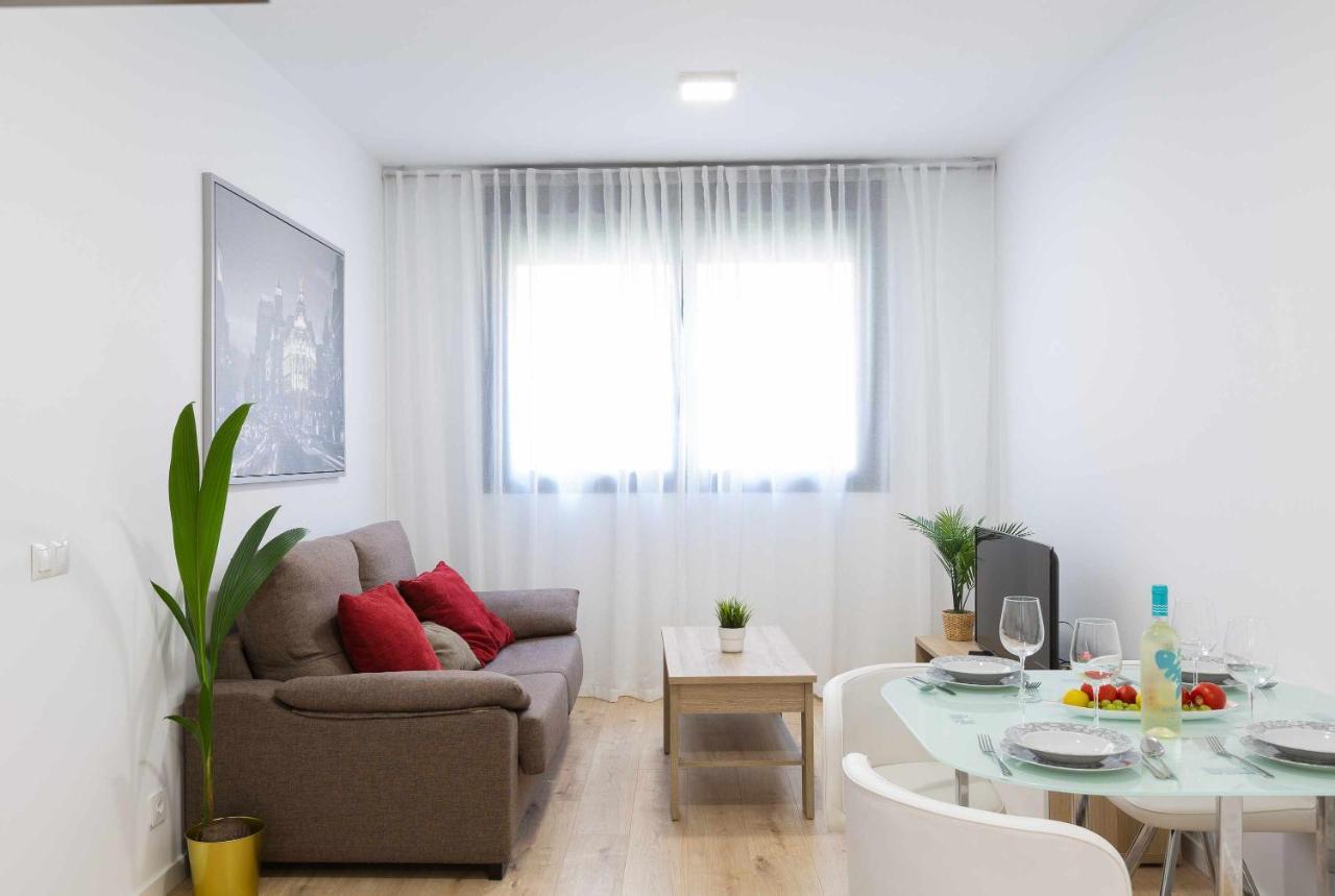 Cosmopolitan Apt & Malaga Beach Dış mekan fotoğraf